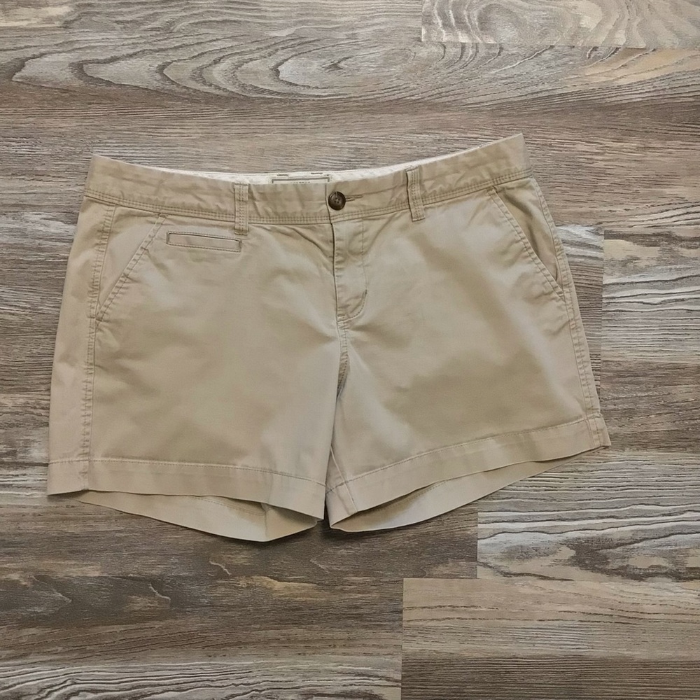 Old Navy Tan Favorite Khaki Perfect 5” Shorts 12